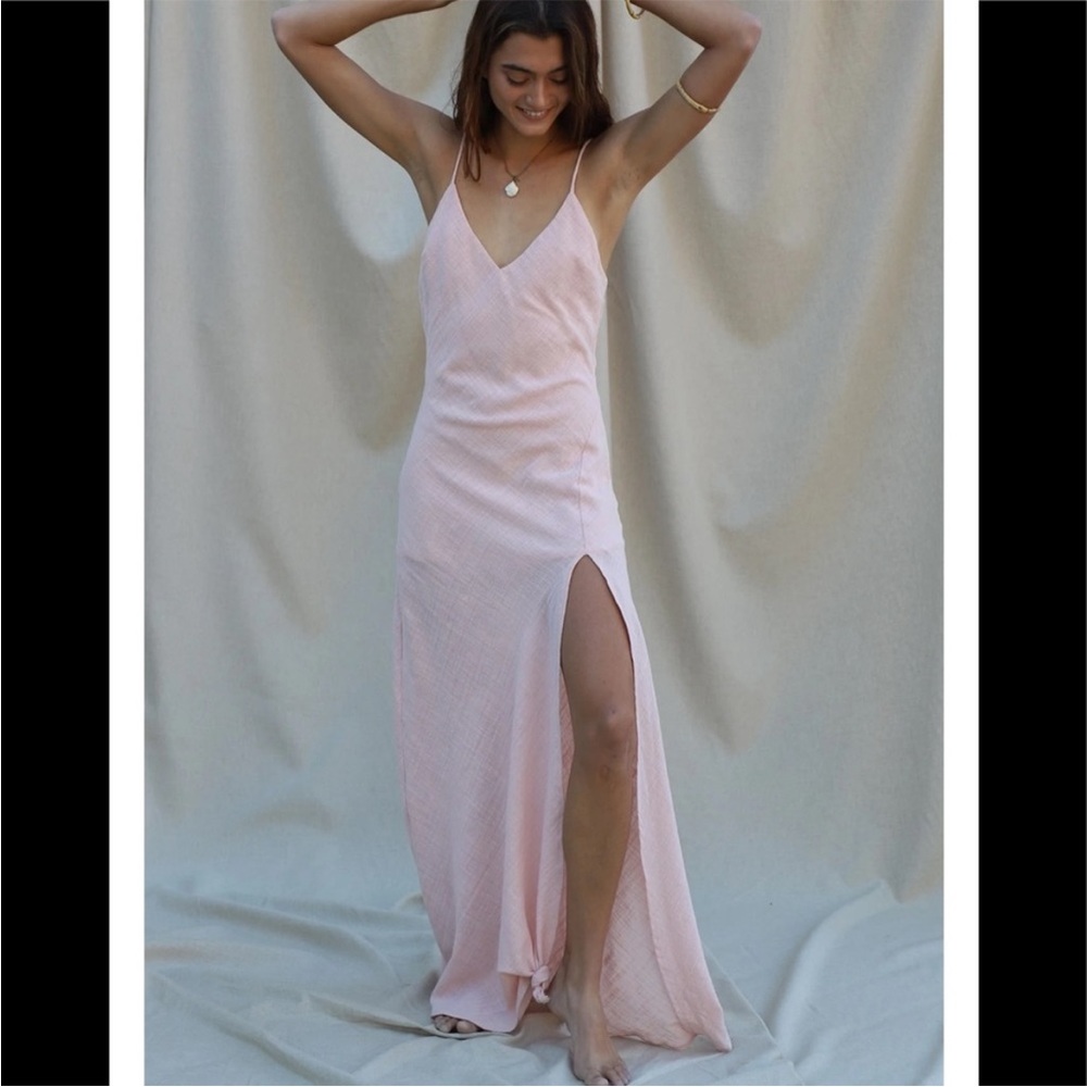 Jen’s Pirate Booty Skinny Dip Maxi Dress. Light Pink. Side Slit.  XS